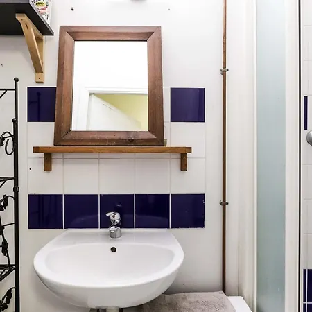 Apartmán Charming Warm Close To Montmartre!