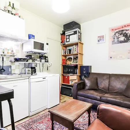 Charming Warm Close To Montmartre! Apartmán *